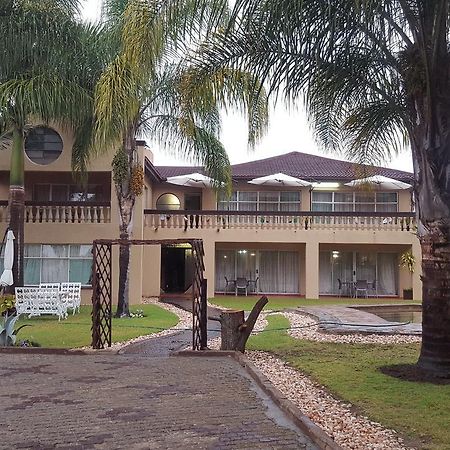 Urban Lifestyles Hotel Nyanda Exterior photo